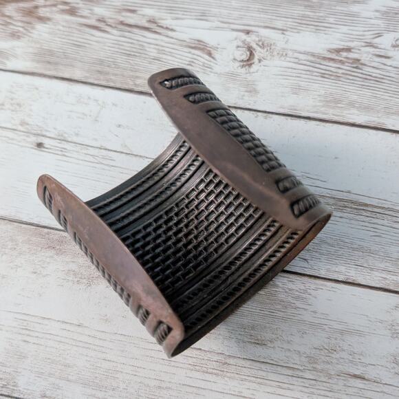 Vintage Cuff Bracelet - Wide Cuff Bracelet Brown - Mark On One Side - Picture 5 of 10